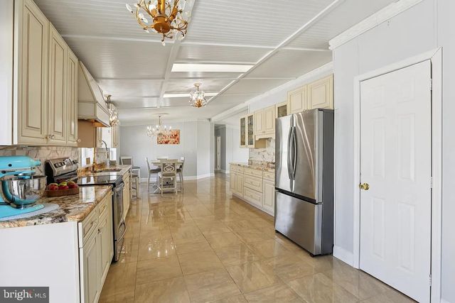12 LITTLE JOHN CT, Elkton, MD 21921