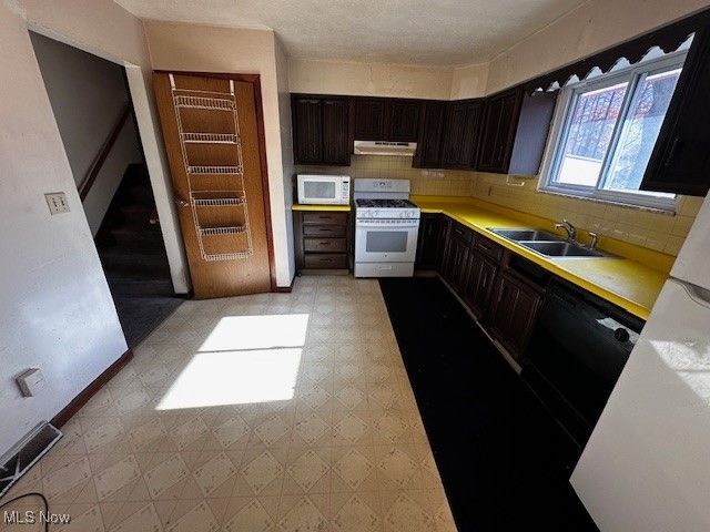 2512 Wick Street SE, Warren, OH 44484