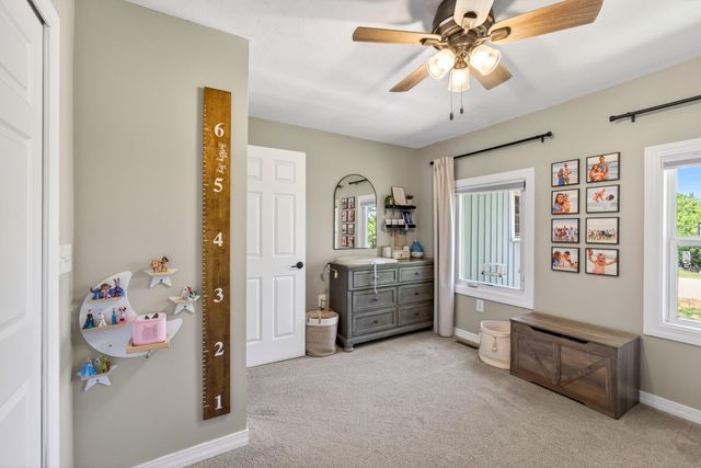 441 W Farm Road 96, Springfield, MO 65803