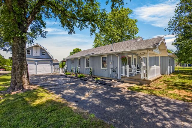 441 W Farm Road 96, Springfield, MO 65803