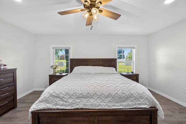 441 W Farm Road 96, Springfield, MO 65803