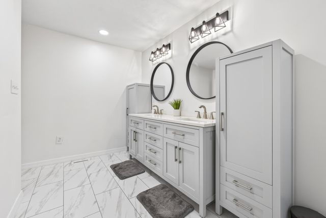 441 W Farm Road 96, Springfield, MO 65803