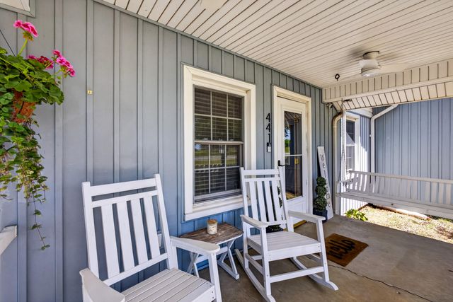441 W Farm Road 96, Springfield, MO 65803