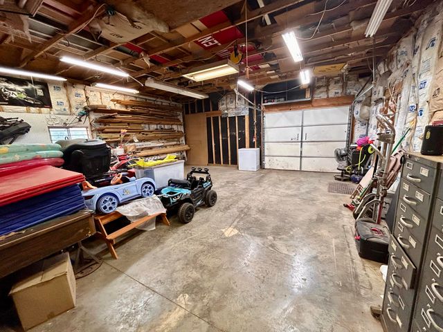 441 W Farm Road 96, Springfield, MO 65803