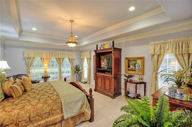 5 W Lake Heron Court, Pooler, GA 31322