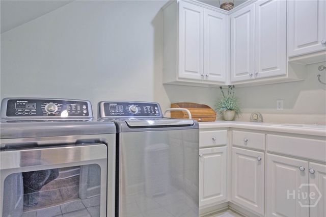 5 W Lake Heron Court, Pooler, GA 31322