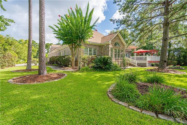 5 W Lake Heron Court, Pooler, GA 31322