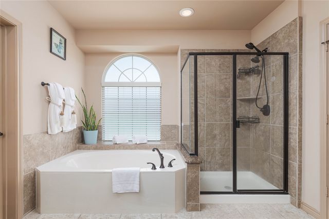 501 Windward Drive, Murphy, TX 75094