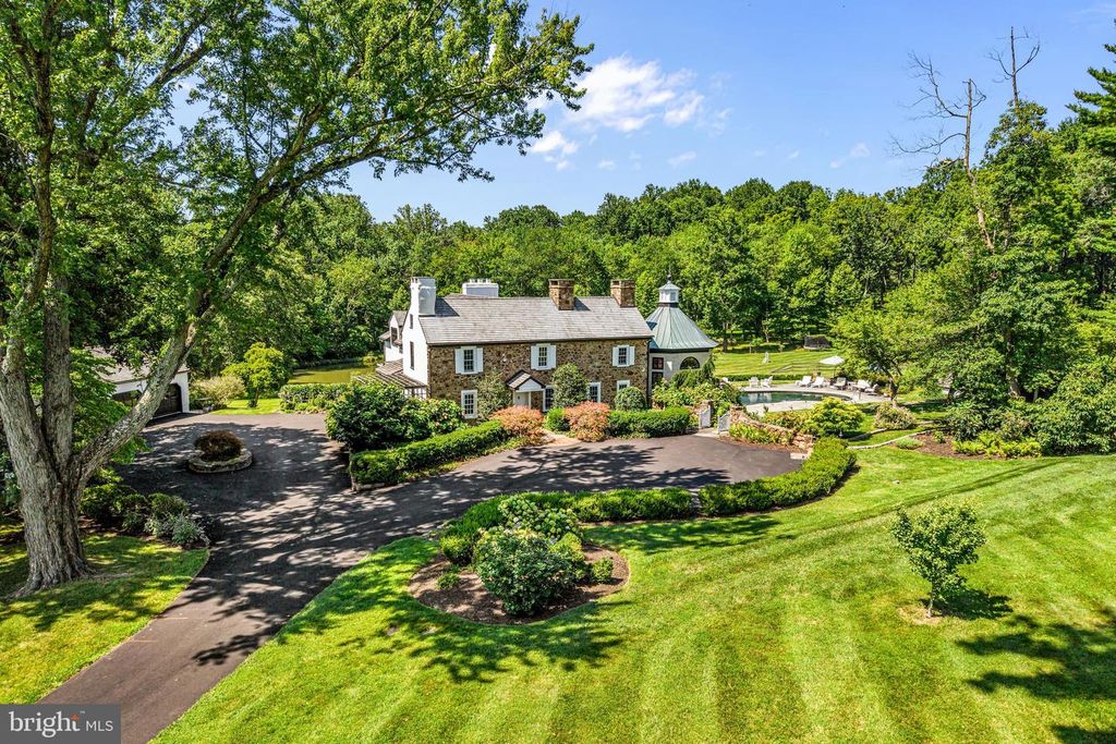 418-420 DUTTON MILL RD, MALVERN, PA 19355 — exterior