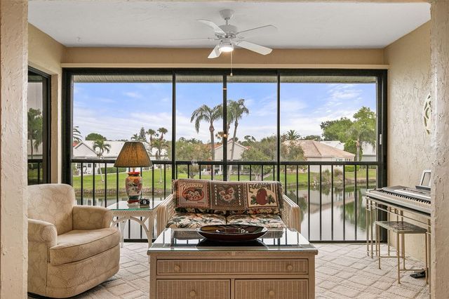 1100 CAPRI ISLES BOULEVARD 325, Venice, FL 34292