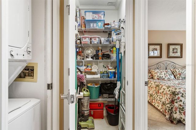 1100 CAPRI ISLES BOULEVARD 325, Venice, FL 34292