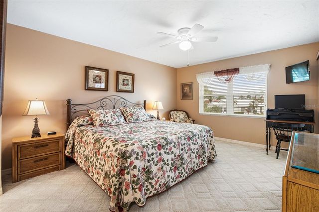 1100 CAPRI ISLES BOULEVARD 325, Venice, FL 34292