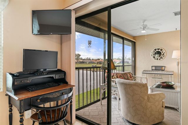 1100 CAPRI ISLES BOULEVARD 325, Venice, FL 34292