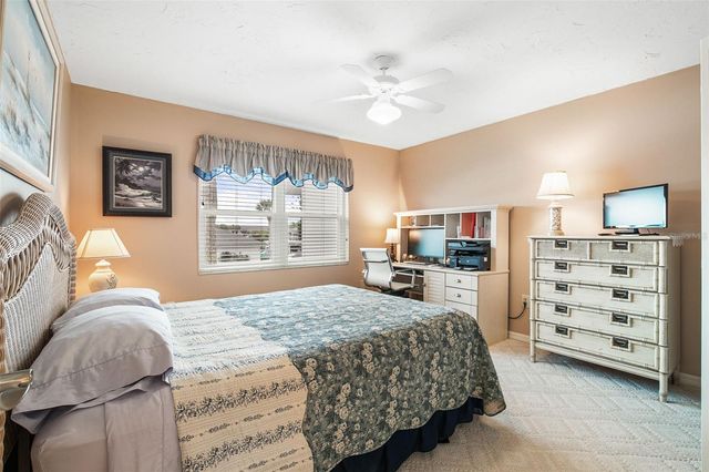 1100 CAPRI ISLES BOULEVARD 325, Venice, FL 34292