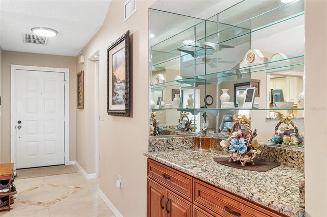 1100 CAPRI ISLES BOULEVARD 325, Venice, FL 34292