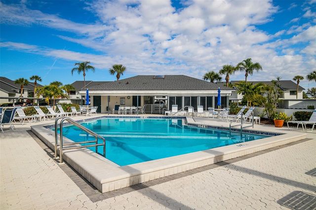 1100 CAPRI ISLES BOULEVARD 325, Venice, FL 34292