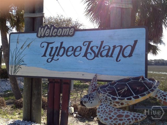 18 Silver Avenue 4, Tybee Island, GA 31328