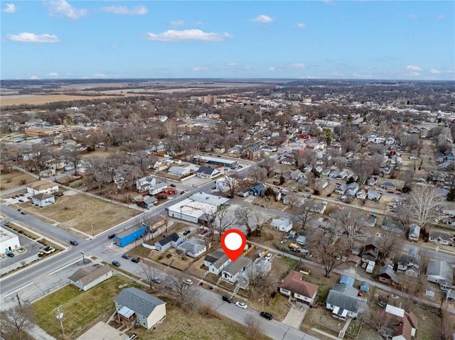 717 Cheyenne Street, Leavenworth, KS 66048