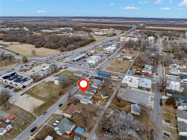 717 Cheyenne Street, Leavenworth, KS 66048