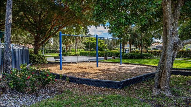 1415 Princess Sabal PT, Naples, FL 34119