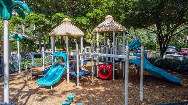 1415 Princess Sabal PT, Naples, FL 34119