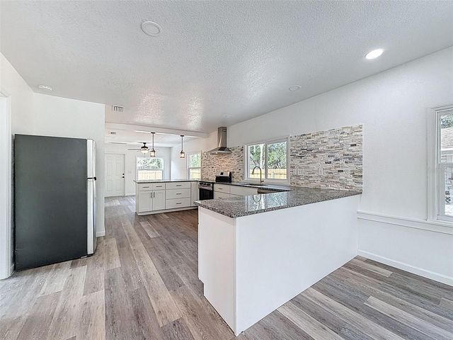 1546 TILLEY AVENUE, Clearwater, FL 33756