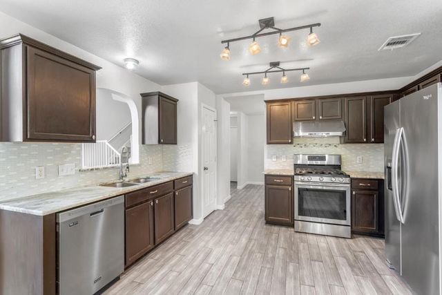 11502 Johnny Weismuller LN, Austin, TX 78748