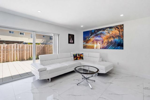 14085 SW 179th Ter 14085, Miami, FL 33177