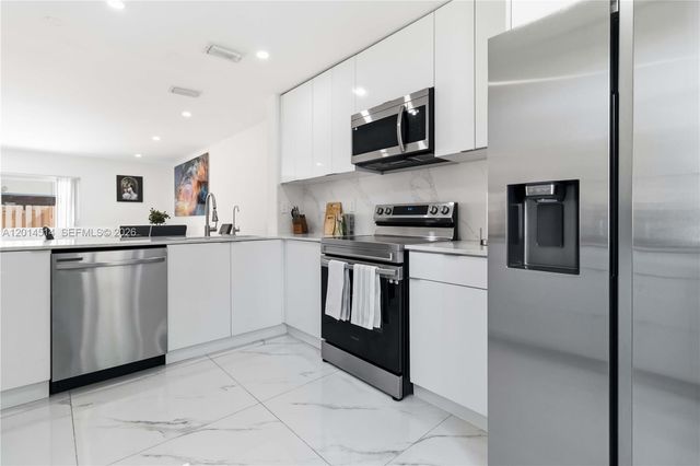 14085 SW 179th Ter 14085, Miami, FL 33177
