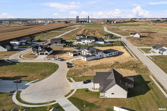 6015 RYAN Court, Bettendorf, IA 52722