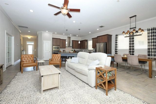 16748 ABBEY HILL COURT, Clermont, FL 34711