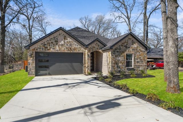 127 Lakeview Drive, Trinidad, TX 75163