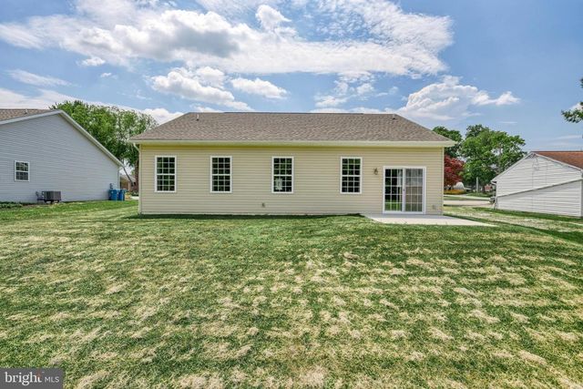 910 CAVALRY ST, Carlisle, PA 17013
