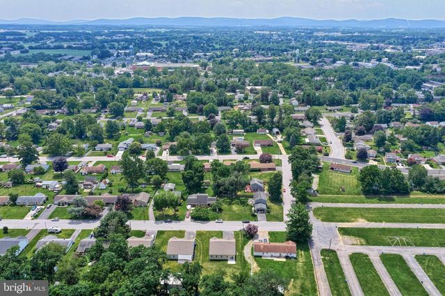 910 CAVALRY ST, Carlisle, PA 17013