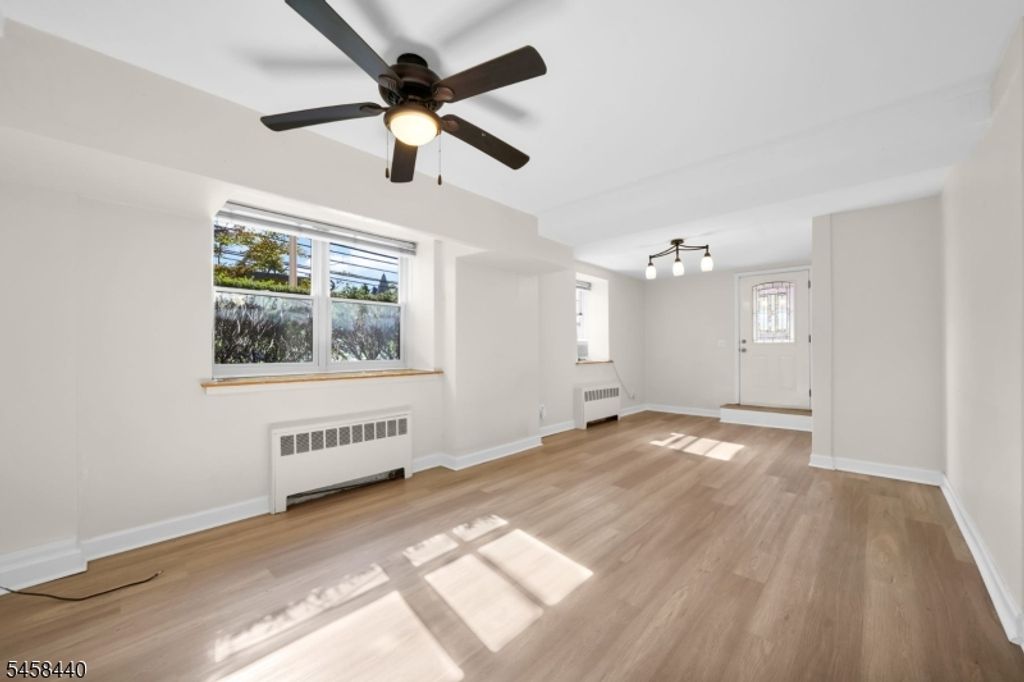 130 Orient Way Cc CC, Rutherford Boro, NJ 07070 — photo 3