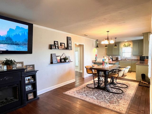 1308 4th Street, Graham, TX 76450