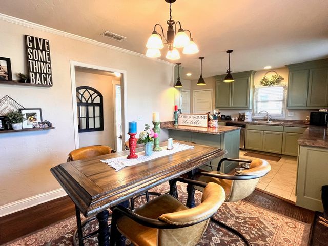 1308 4th Street, Graham, TX 76450