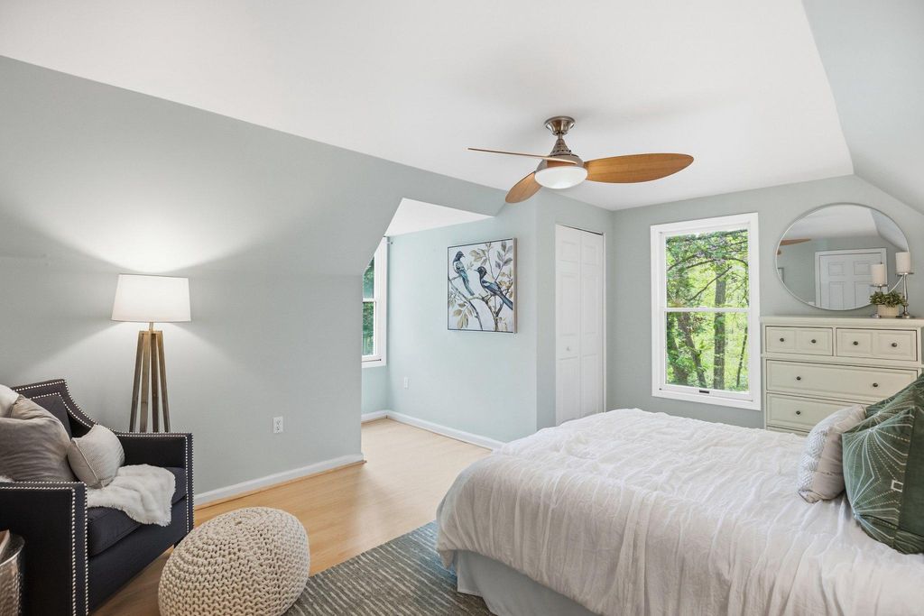 Image 29 of property listing at 1020 GRINGO CT, Lusby, MD 20657