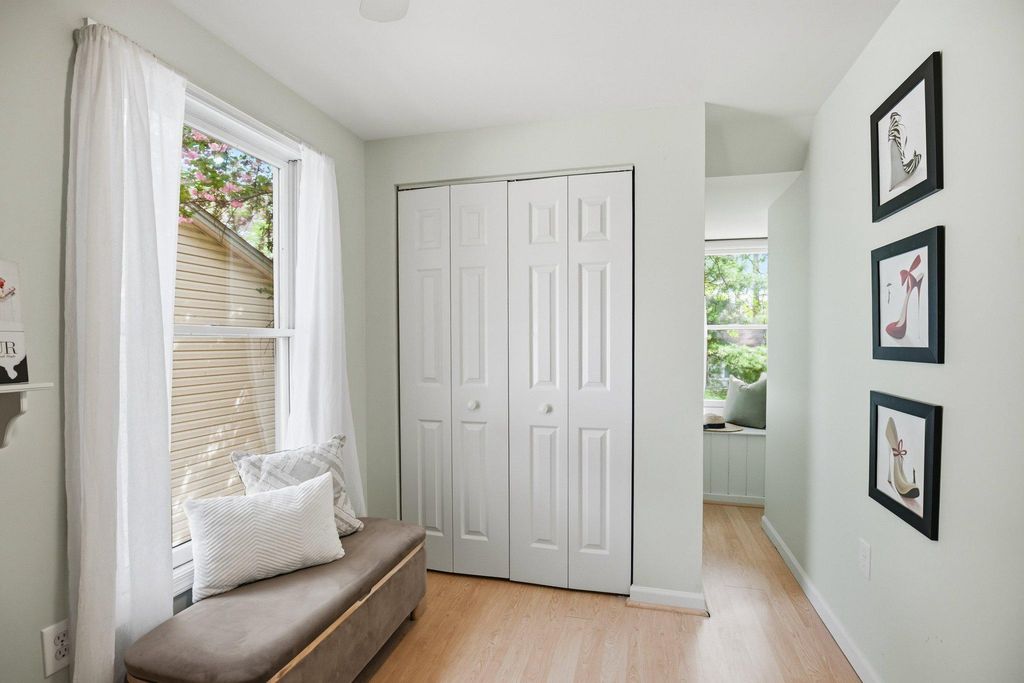 Image 34 of property listing at 1020 GRINGO CT, Lusby, MD 20657