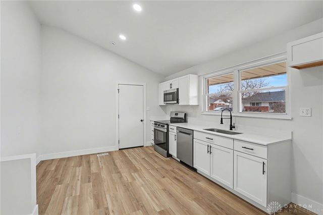 419 Falcon Drive, New Carlisle, OH 45344