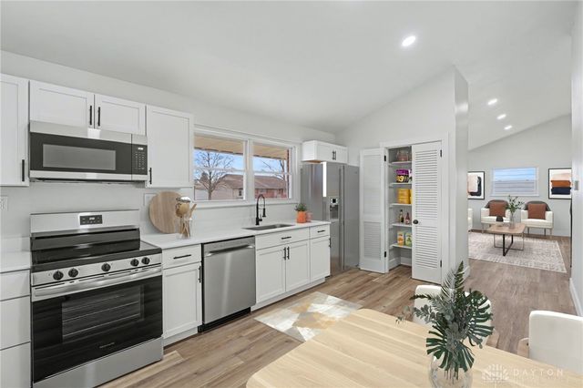 419 Falcon Drive, New Carlisle, OH 45344