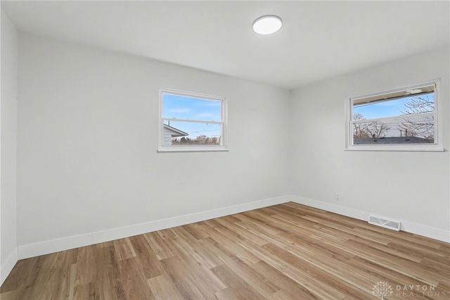 419 Falcon Drive, New Carlisle, OH 45344