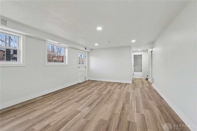 419 Falcon Drive, New Carlisle, OH 45344