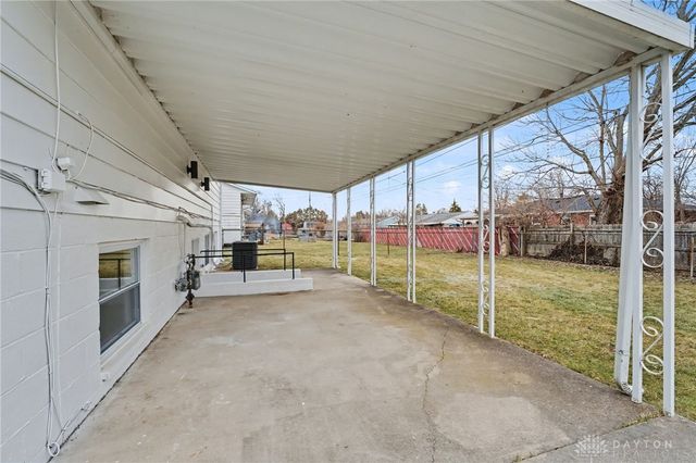 419 Falcon Drive, New Carlisle, OH 45344