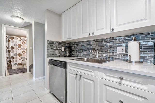 755 Dotterel Road 1312, Delray Beach, FL 33444