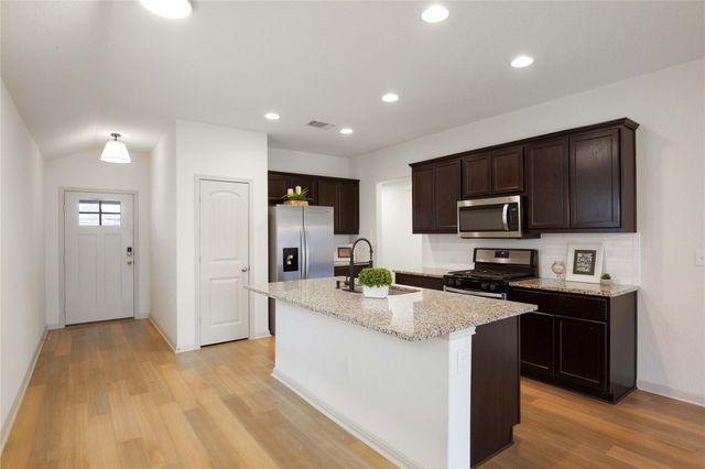 108 Frederick DR, Georgetown, TX 78626