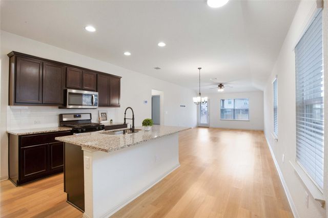 108 Frederick DR, Georgetown, TX 78626