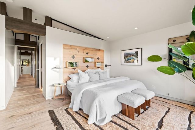 1715 17 Coast Blvd, Del Mar, CA 92014