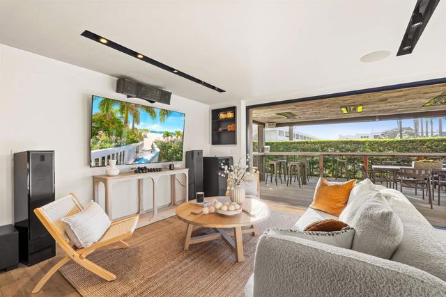 1715 17 Coast Blvd, Del Mar, CA 92014