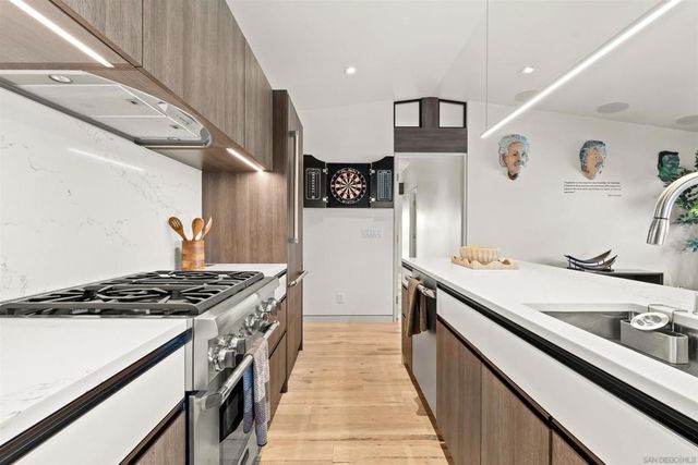 1715 17 Coast Blvd, Del Mar, CA 92014